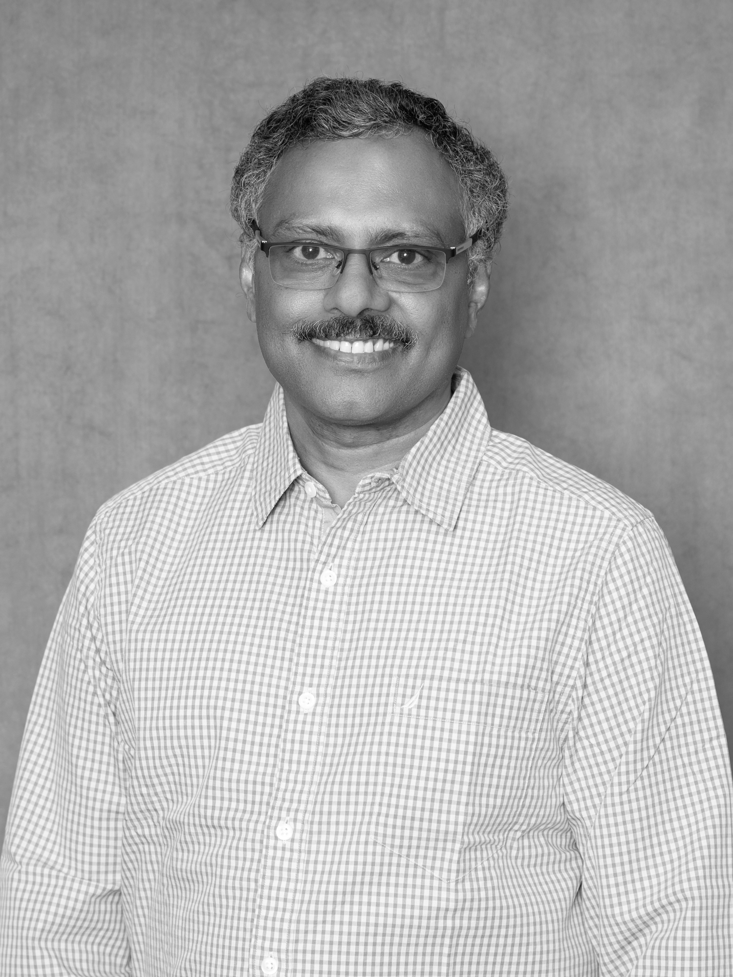 Ez Bala - Alphind healthcare Founder & CEO - B&W